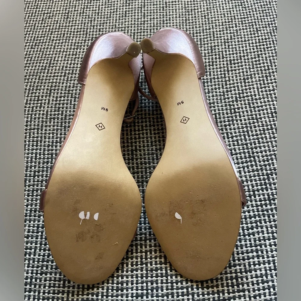 Halogen Women's Satin Blush Pink Heels